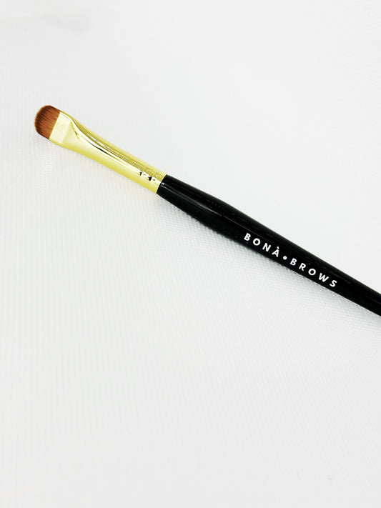 Il pennello a lingua di gatto piatto